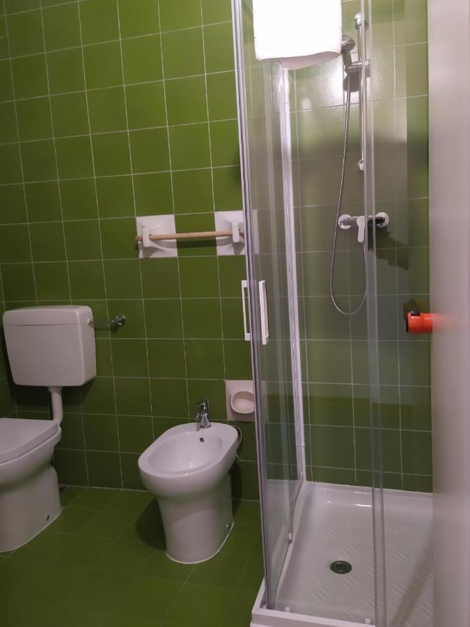 Doge Inn Ronchi Dei Legionari Buitenkant foto