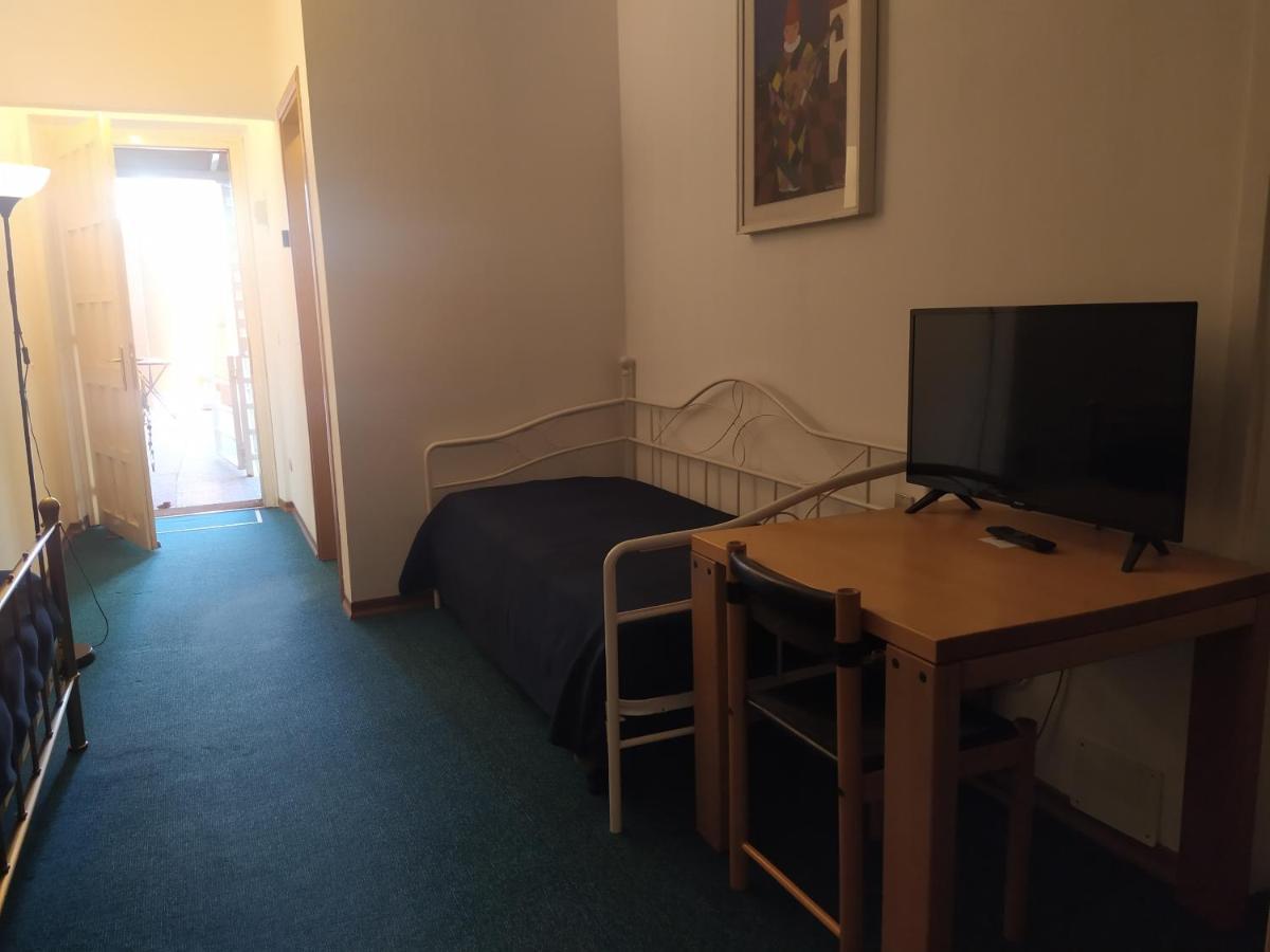 Doge Inn Ronchi Dei Legionari Buitenkant foto