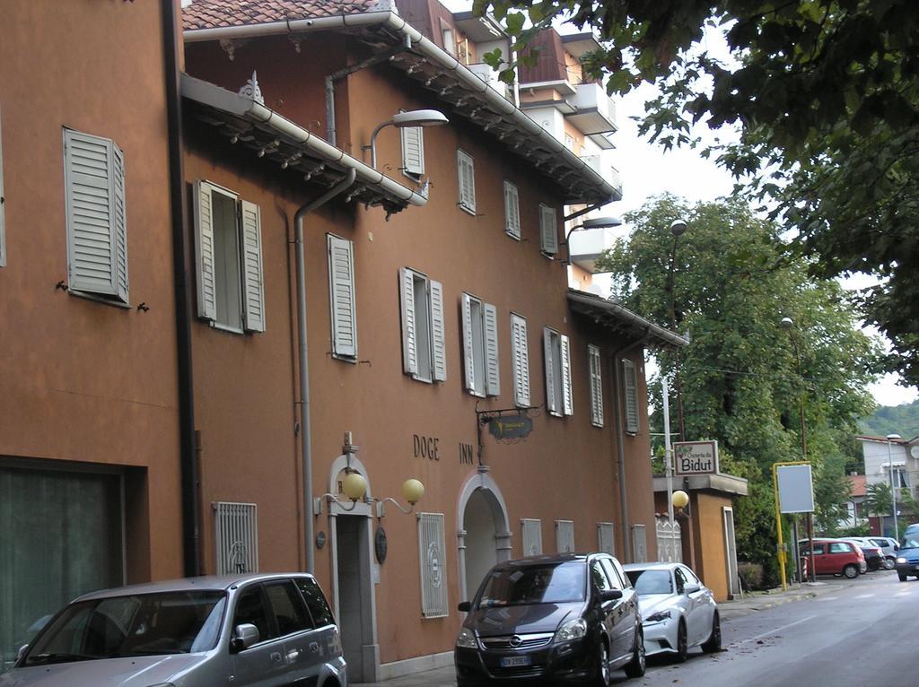 Doge Inn Ronchi Dei Legionari Buitenkant foto