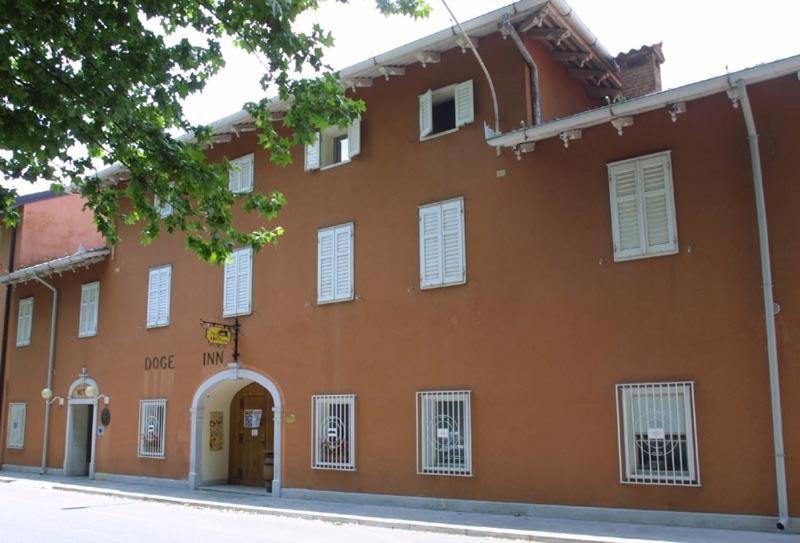 Doge Inn Ronchi Dei Legionari Buitenkant foto